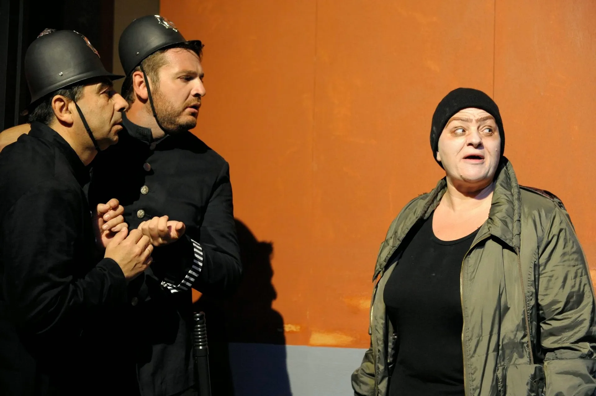 Ψέμα στο ψέμα – φωτογραφία 3