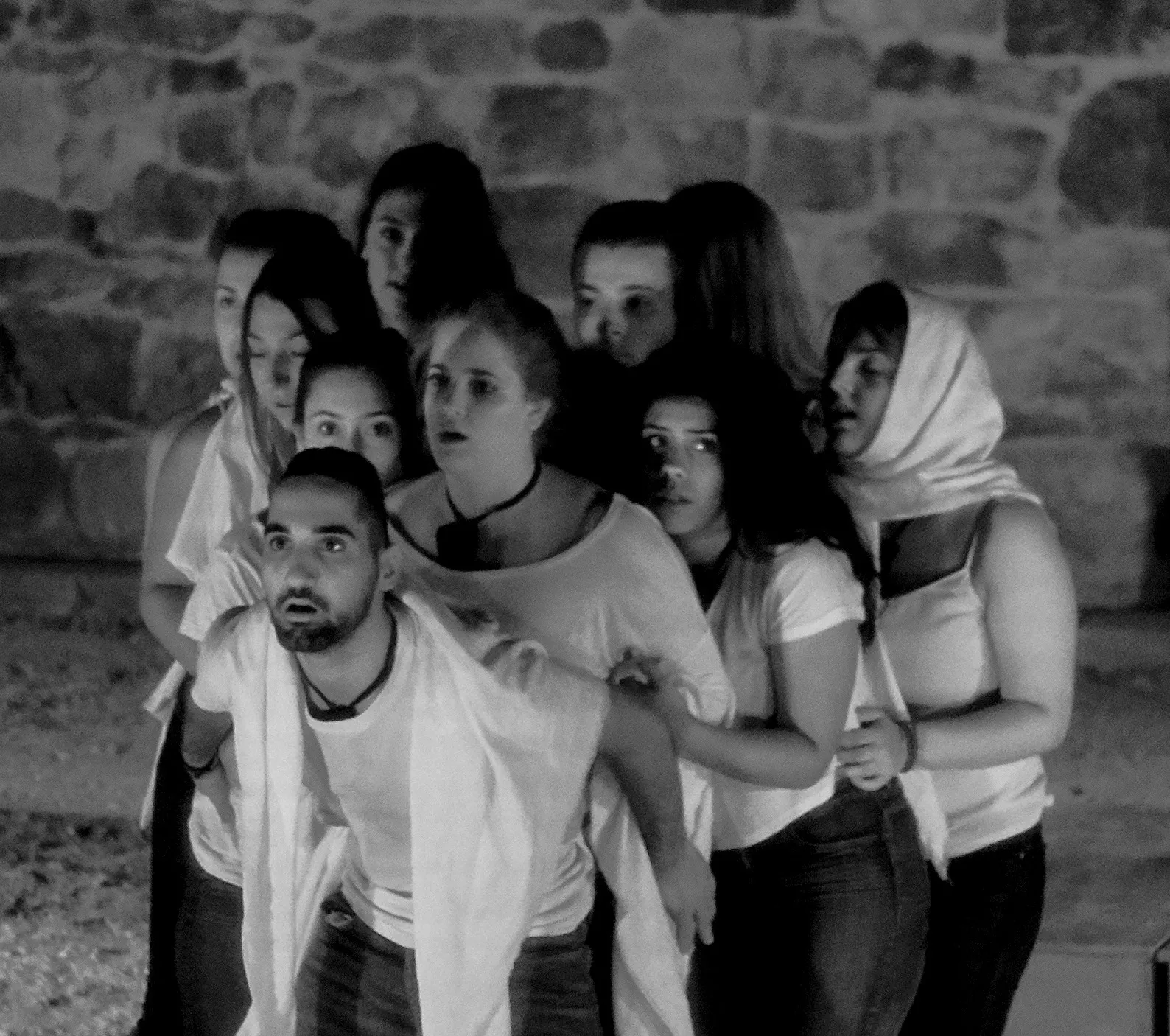 «Εν οίδα ότι ουδέν οίδα» στο Αρχαίο Θέατρο (2016) – φωτογραφία 3